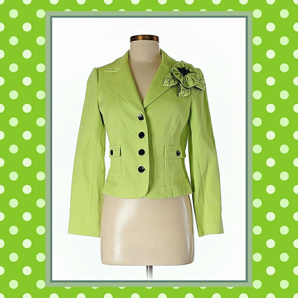 Unique Floral-accented Blazer